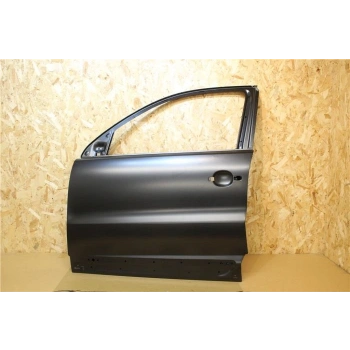 Volkswagen Tiguan Ön Kapı Sol 2007--2015 (Oem No:  5N0831055B)