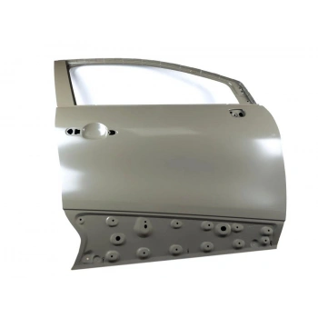 Renault Captur Ön Kapı Sağ 2012-  (Oem No:  801001400R)