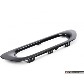 Mini Cooper Arka Sis Far Çerçevesi Orta Siyah 2014- (Oem No:  51127320815)