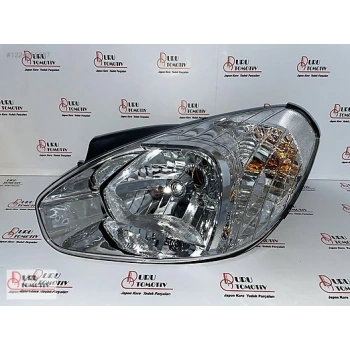 Hyundai Accent Ön Far Elektrikli Beyaz Sinyalli Sol 2006 (Oem No:  921011E089)