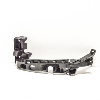 Audi A3 Ön Far Braketi Sol 2009-2012 (Oem No:  8P0805607A)