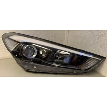 Hyundai Tucson Ön Far Elektrikli Motorlu Gündüz Ledlı Statık Köş Sağ 2014- (Oem No:  92102-D7100)
