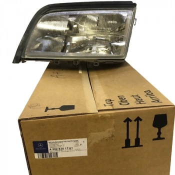 Mercedes C Class Ön Far Sağ 1993--1996 (Oem No:  A2028201761)