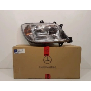 Mercedes Sprinter Ön Far Sağ 2001  (Oem No:  A9018201161)
