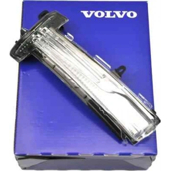 Volvo Xc60 Dış Ayna Sinyali Sağ 2013- (Oem No:  31371879)