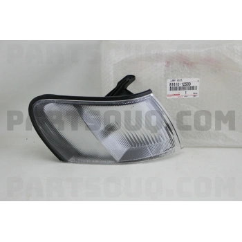 Toyota Corolla Ön Sinyal Beyaz  Sağ 1992-1997 (Oem No:  8161012580)