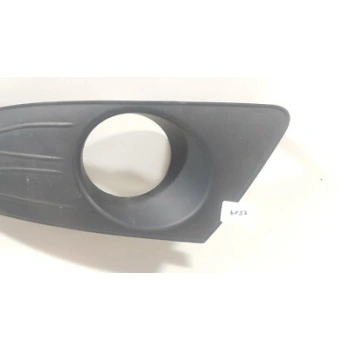 Dacia Logan Ön Sis Lamba Kapağı Delikli Sol 2008- (Oem No:  8200838547)
