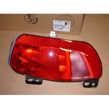 Citroen C4 Pıcasso Arka Sis Lambası Sağ 2013- (Oem No:  9676122880)