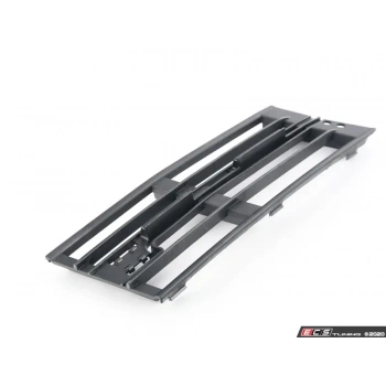 Bmw 7 Serisi Ön Sis Lamba Kapağı Açık Sağ 2012- (Oem No:  51117295276)