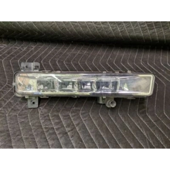 Bmw 5 Serisi Ön Sis Lambası Sağ 2017- (Oem No:  63177349132)