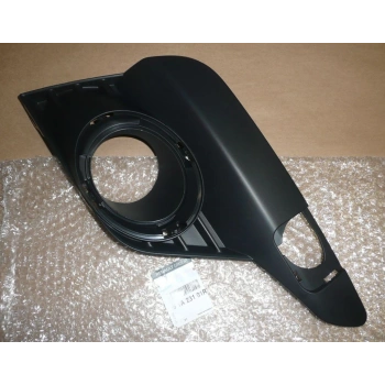 Renault Symbol Ön Sis Lamba Kapağı Delikli Sağ 2016- (Oem No:  261A23101R)