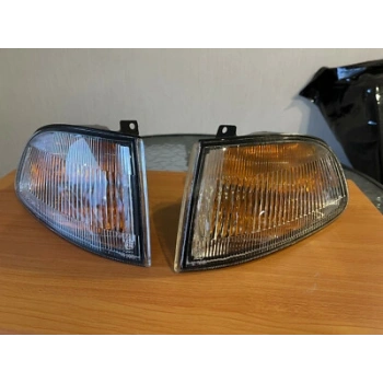 Honda Civic Ön Sinyal Hatchback Sağ 1993--1995 (Oem No:  33300Sr3013)