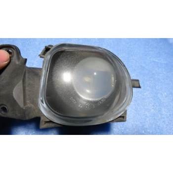 Audi A6 Ön Sis Lambası Sağ 1999-2001 (Oem No:  4B0941700A)
