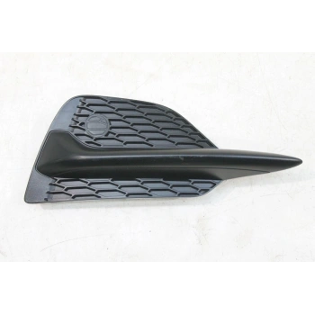 Nissan Qashqai Ön Sis Lamba Kapağı Sensör Delikli Sol 2017- (Oem No:  62256-Hv10A)