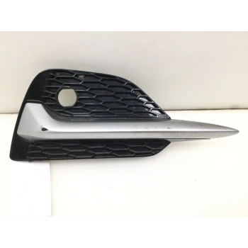 Nissan Qashqai Ön Sis Lamba Kapağı Grı Bandlı Sensör Delikli Sağ 2017- (Oem No:  62256Hv20A)