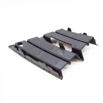 Skoda Fabia Ön Sis Lamba Kapağı Sağ 2014- (Oem No:  6V08536669B9)