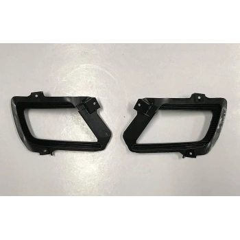 Kia Rio Ön Sis Lamba Kapağı Delikli Sağ 2009-2011 (Oem No:  86562-1G600)