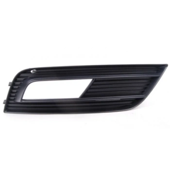 Audi A4 Ön Sis Lamba Kapağı Delikli Sağ 2012-  (Oem No:  8K0807682K01C)