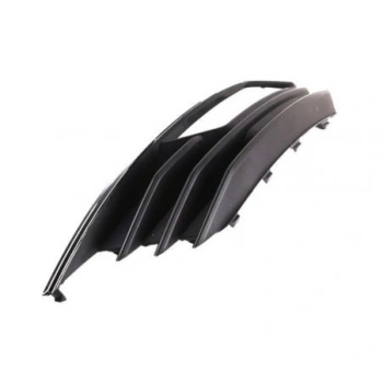 Audi A3 Ön Sis Lamba Kapağı Nikelaj Çıtalı Sedan Sağ 2017- (Oem No:  8V5807682A9B9)