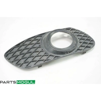 Mercedes Ml Class Ön Sis Lamba Kapağı Delikli Sağ 2006- (Oem No:  A1648851023)