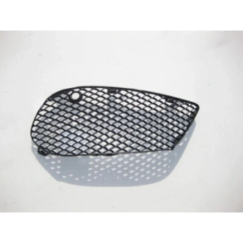 Mercedes C Class Ön Sis Lamba Kapağı Amg Sağ 2013- (Oem No:  A2058852623)