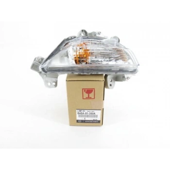 Mazda 3 Ön Sinyal Sedan /Hatchback Sağ 2013- (Oem No:  B45A-51-350A)