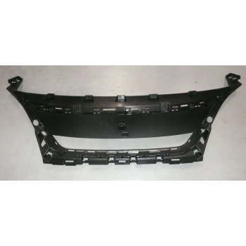 Peugeto 3008 Ön Panjur Taşıyıcı 2016- (Oem No:  9815317780)