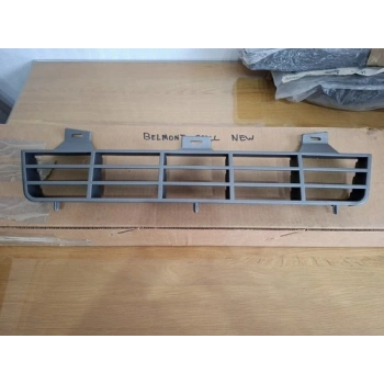 Opel Kadett Ön Panjur Siyah 1989-1991 (Oem No:  90327387)