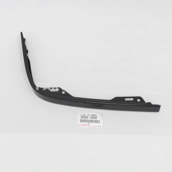 Toyota Corolla Arka Stop Alt Sacı Sağ 1992-1997 (Oem No:  5255212030)