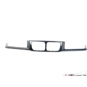 Bmw 3 Serisi Ön Panjur Sacı 1996-1998 (Oem No:  41338225981)