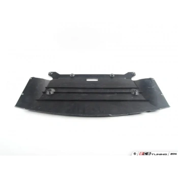 Bmw 5 Serisi Karter Muhafaza Plastiği Orta 2006 2007 (Oem No:  51757173877)