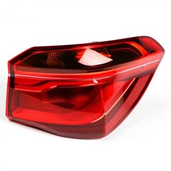 Bmw X1 Arka Stop Dış Sağ 2015-2019 (Oem No:  63217350712)