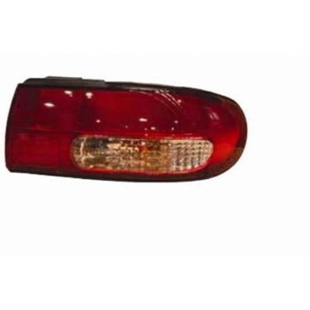 Kia Sephia Arka Stop Sağ 1995-1997 (Oem No:  0K24J51150B)