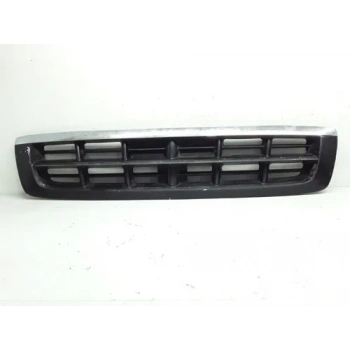 Kia Bongo Ön Panjur 2003-2004  (Oem No:  0K6B050710)