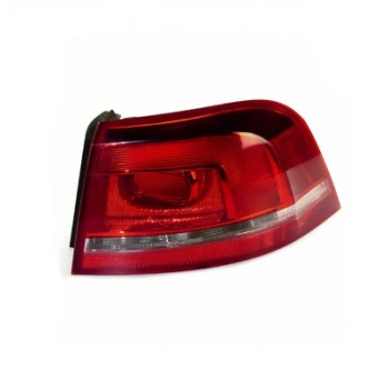 Volkswagen Passat Arka Stop Station Wagon Sağ 2010-2014 (Oem No:  3Af945096G)