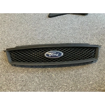 Ford Focus Cmax Ön Panjur Nikelaj Çerç04 (Oem No:  3M51R8200An)