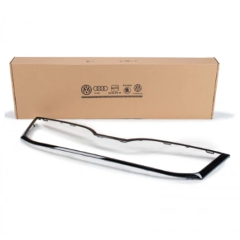 Skoda Octavia Ön Panjur Çerçevesi Siyah 2018- (Oem No:  5E0853761E041)