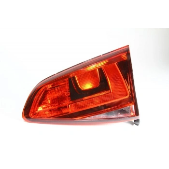 Volkswagen Golf Vıı Arka Stop İç Kırmızı/Siy. Sağ 2012- (Oem No:  5G0945094Ae)