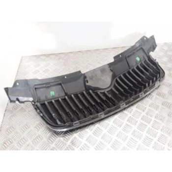 Skoda Fabia Ön Panjur Nikelaj Bandlı 2007 2010- (Oem No:  5J0853668A)