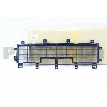 Mitsubishi Pajero Ön Panjur 2007- (Oem No:  6402A123)