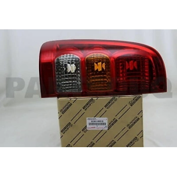 Toyota Hilux Arka Stop Sol 2004- (Oem No:  815610K010)