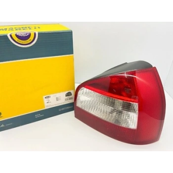 Audi A3 Arka Stop Sol 2001 2003- (Oem No:  8L0945096C)