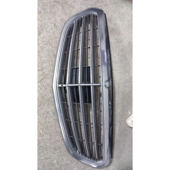 Mercedes E Class Ön Panjur Nikelaj Çıtalı Gri 2013- (Oem No:  A2128801383)