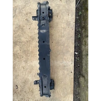 Ford Fiesta Ön Tampon Demiri  2008- (Oem No:  8V5117K876Bh)