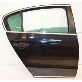Volkswagen Passat Arka Kapı Sağ 2011--2014 (Oem No:  3Ae833056)