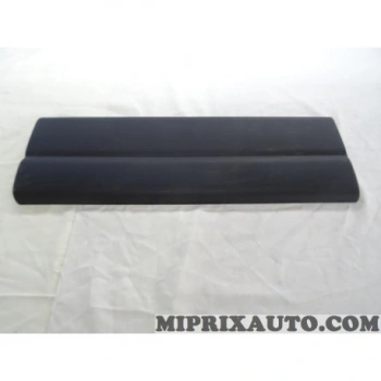 Renault Master- 1- 1997-2003;Arka Bagaj Kapağı Bandı Sağ (Tw) Oem No: (8200653837)