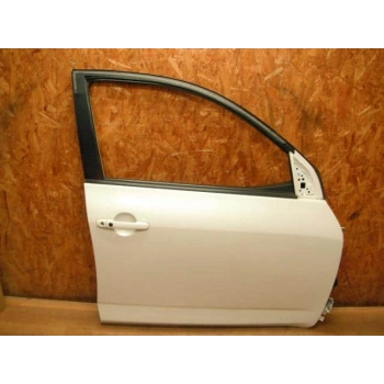 Toyota Rav 4 Ön Kapı Sağ 2012-  (Oem No:  6700142120)