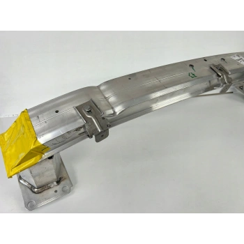 Peugeot 308 Ön Tampon Demiri 2016-- (Oem No:  9817490880)