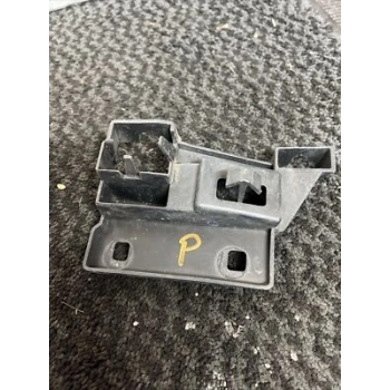 Renault Scenic Ön Tampon Braketi Küçük Sol 2012-  (Oem No:  620951537R)