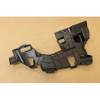 Mercedes C Class Arka Tampon Braketi Sol 2013- (Oem No:  A2058850100)